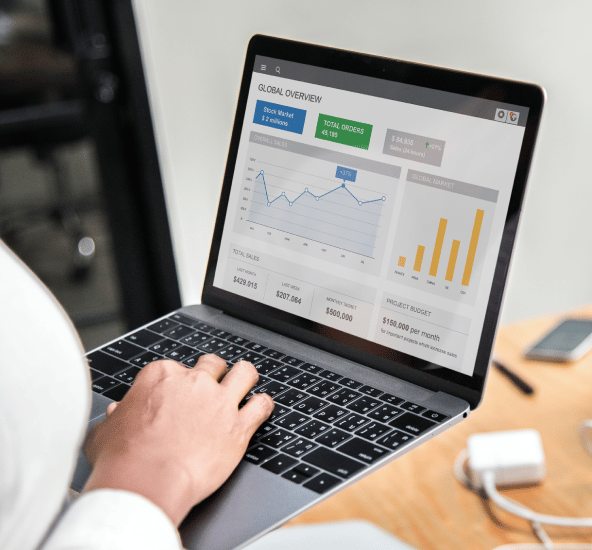 interfaz de computadora con dashboard